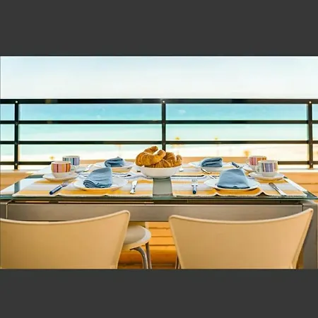 Apartamento Playa Paraiso, En 1ª Línea De Playa, , Comodo Y Recien Reformado, Soleado, Con Jardines, Piscina, Zona Deportiva Y La Playa Enfrente Andando Apartamento