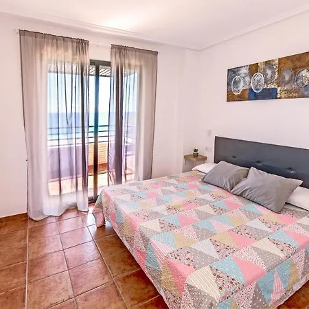 Apartamento Playa Paraiso, En 1ª Línea De Playa, , Comodo Y Recien Reformado, Soleado, Con Jardines, Piscina, Zona Deportiva Y La Playa Enfrente Andando Villajoyosa (La Vila Joiosa)