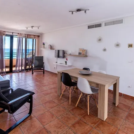 Apartamento Playa Paraiso, En 1ª Línea De Playa, , Comodo Y Recien Reformado, Soleado, Con Jardines, Piscina, Zona Deportiva Y La Playa Enfrente Andando * Villajoyosa (La Vila Joiosa)