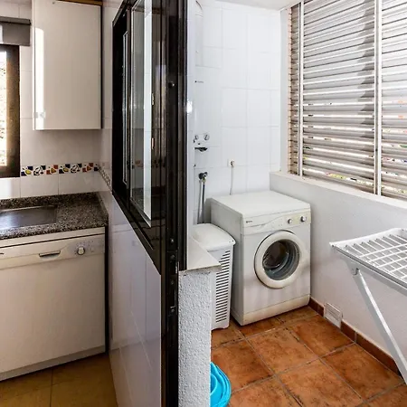 Apartamento Playa Paraiso, En 1ª Línea De Playa, , Comodo Y Recien Reformado, Soleado, Con Jardines, Piscina, Zona Deportiva Y La Playa Enfrente Andando Apartamento Villajoyosa (La Vila Joiosa)